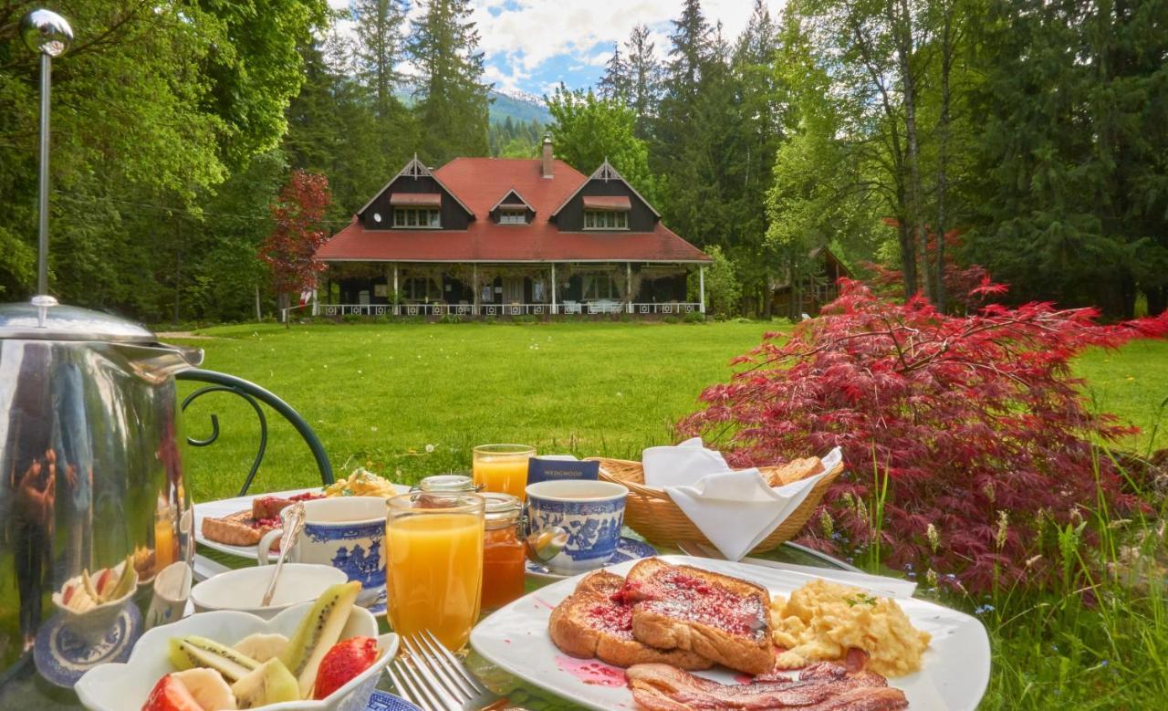 Wedgwood Manor And Glamping Retreat Hotel Crawford Bay Kültér fotó